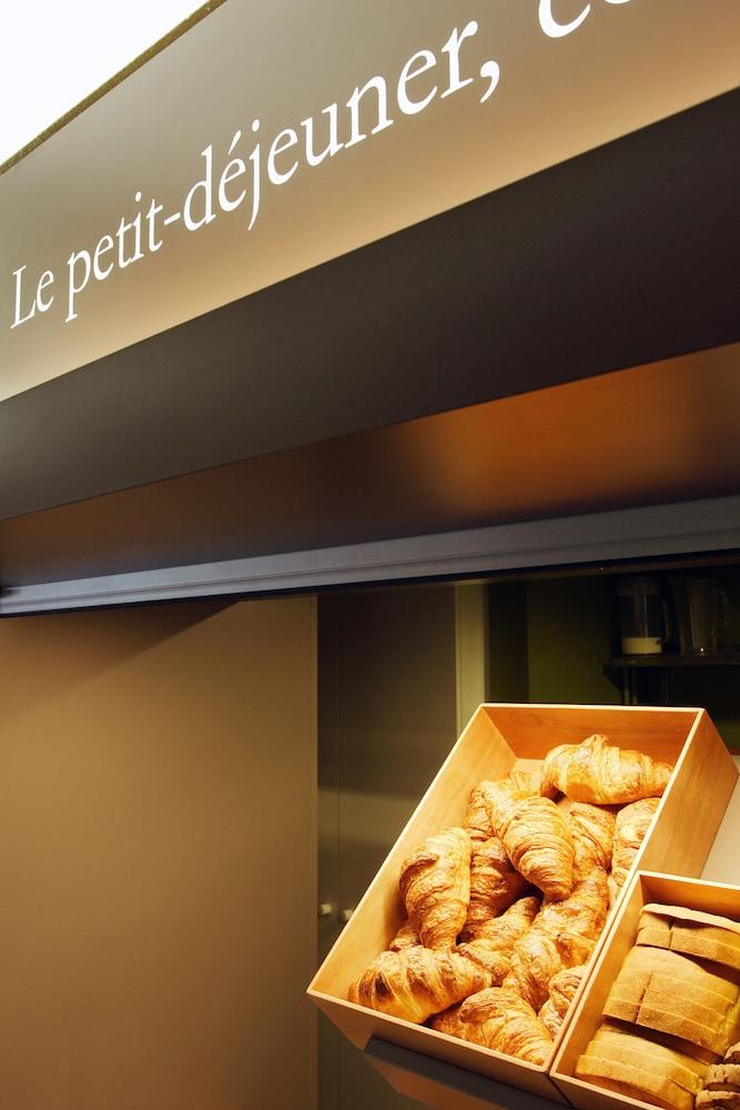 B&B Hotel La Rochelle Beaulieu Пюилборо Екстериор снимка