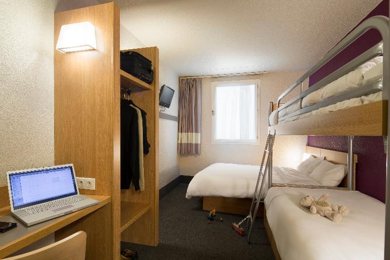 B&B Hotel La Rochelle Beaulieu Пюилборо Екстериор снимка